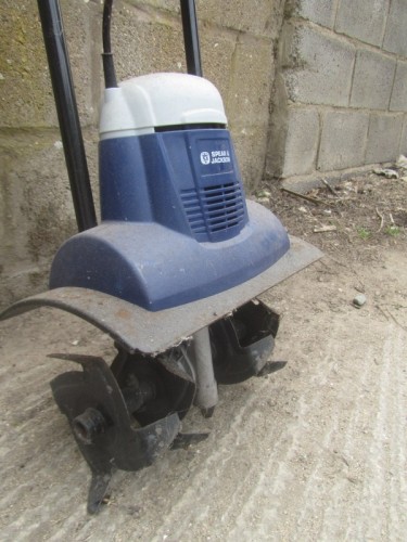 40564-90046